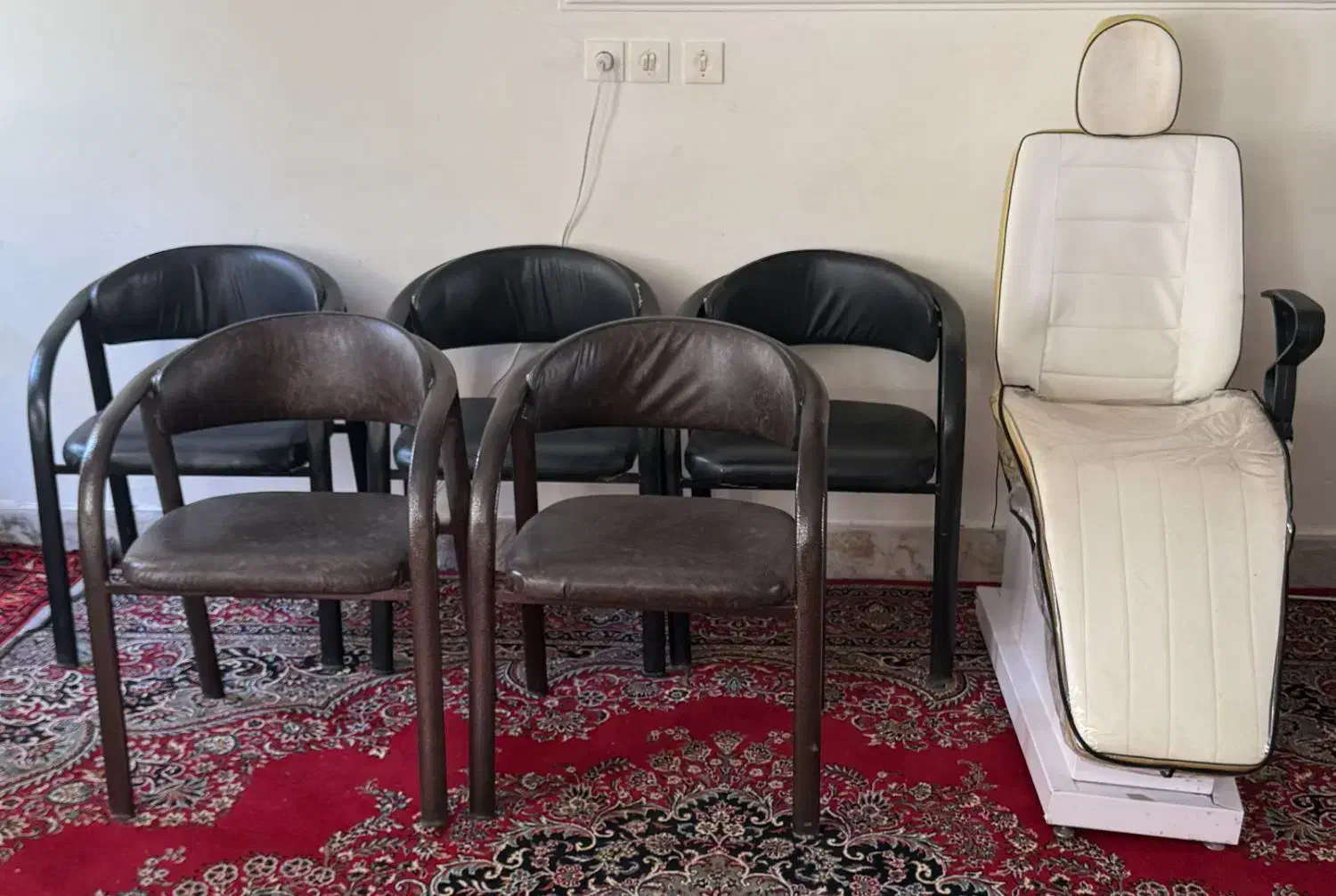 وسایل آرایشگاه|آرایشگاه و سالن‌های زیبایی|خمین, |دیوار