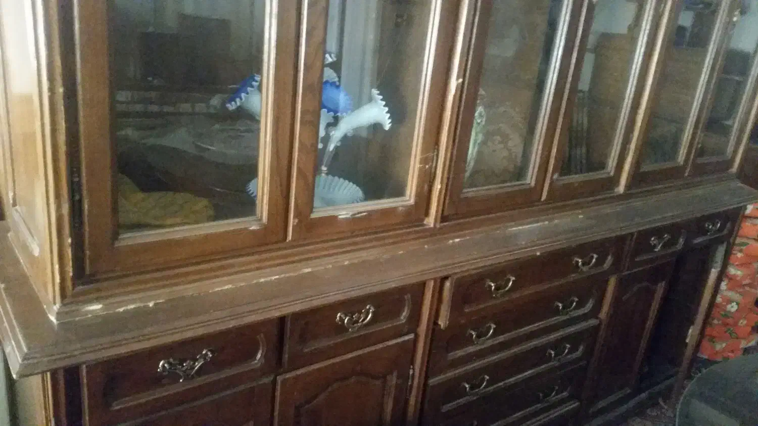 بوفه چوبی دو تکه|بوفه، ویترین، کنسول|شیراز, عفیف‌آباد|دیوار