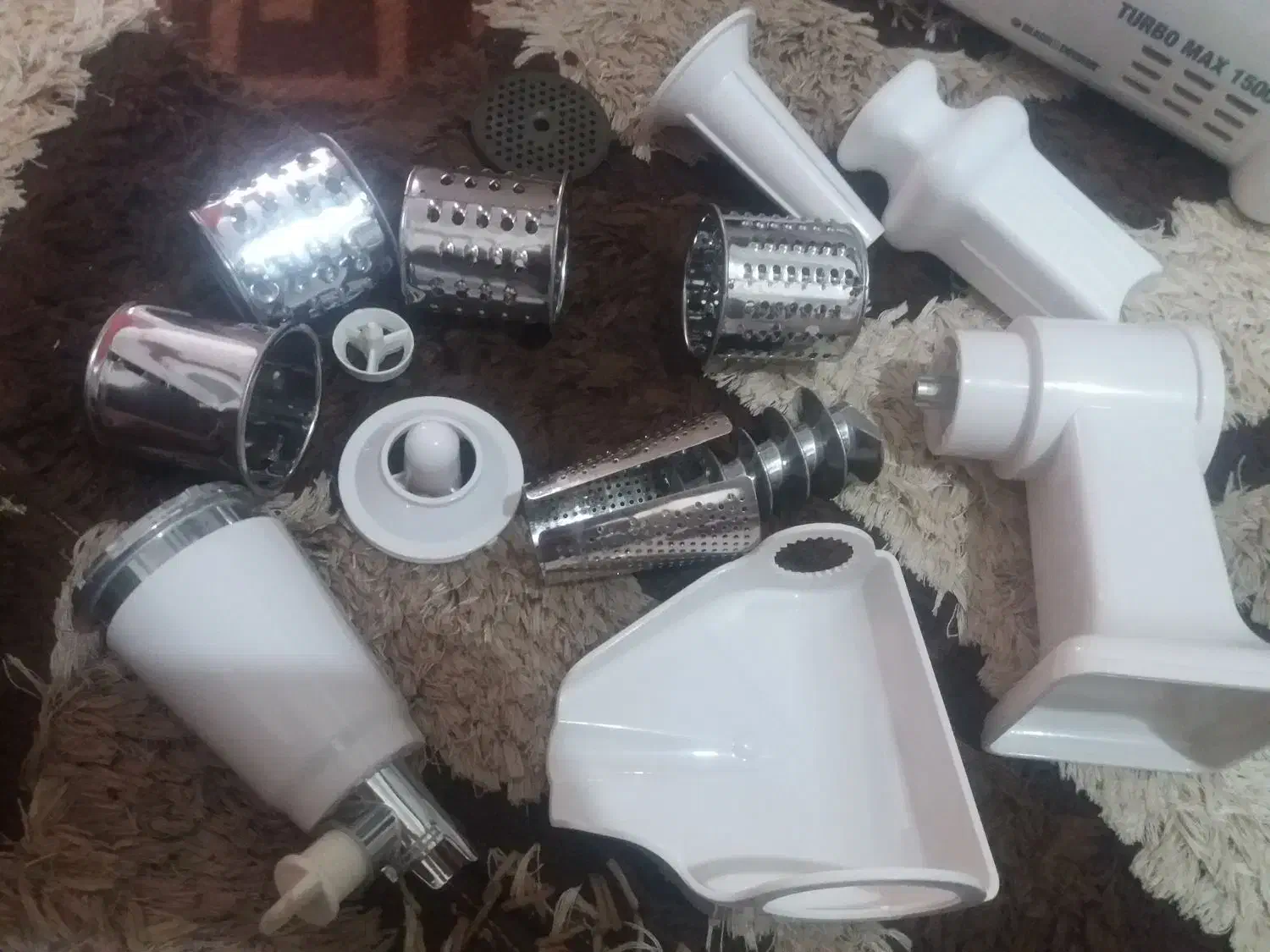 چرخ گوشت|سایر لوازم برقی|رباطکریم, رباطکریم|دیوار