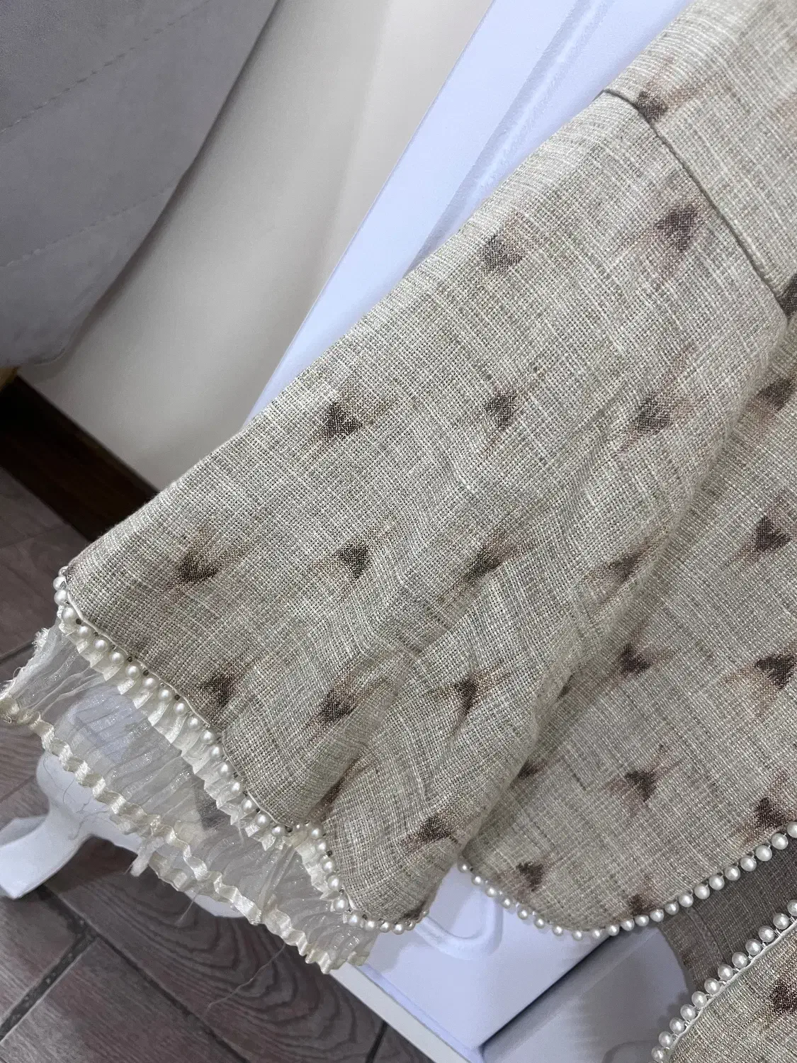 مانتو|لباس|قرچک, مهدیه|دیوار