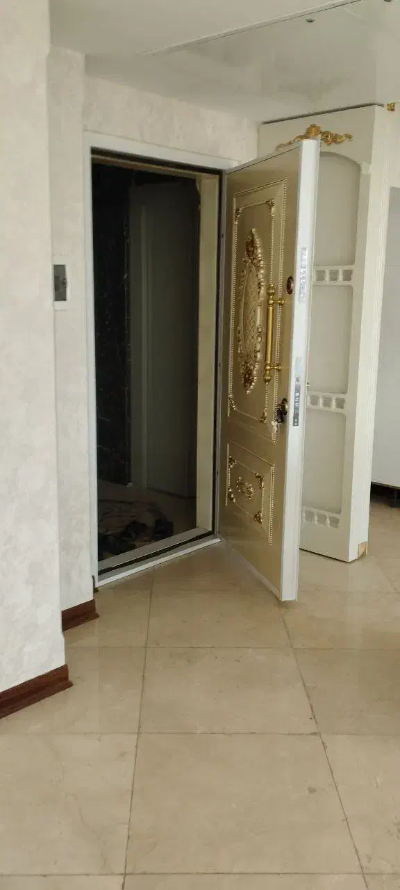 اجاره واحد ۱۱۳ متری در علامه امینی جتوبی