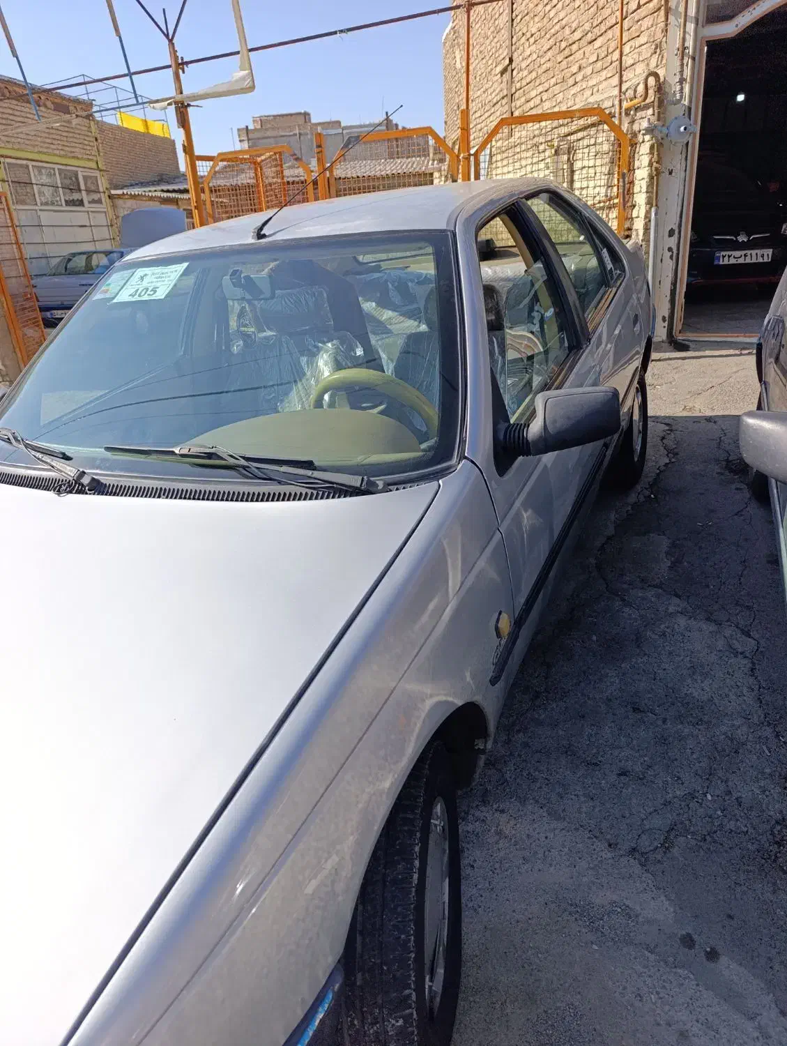 پژو ۴۰۵ نقره ای دوگانه کارخانه|خودرو سواری و وانت|سلماس, |دیوار