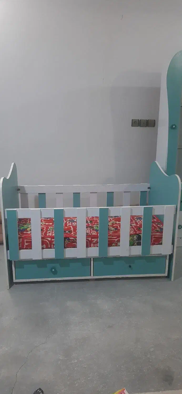 کمد و تخت بچه|تخت و سرویس خواب|اردبیل, |دیوار