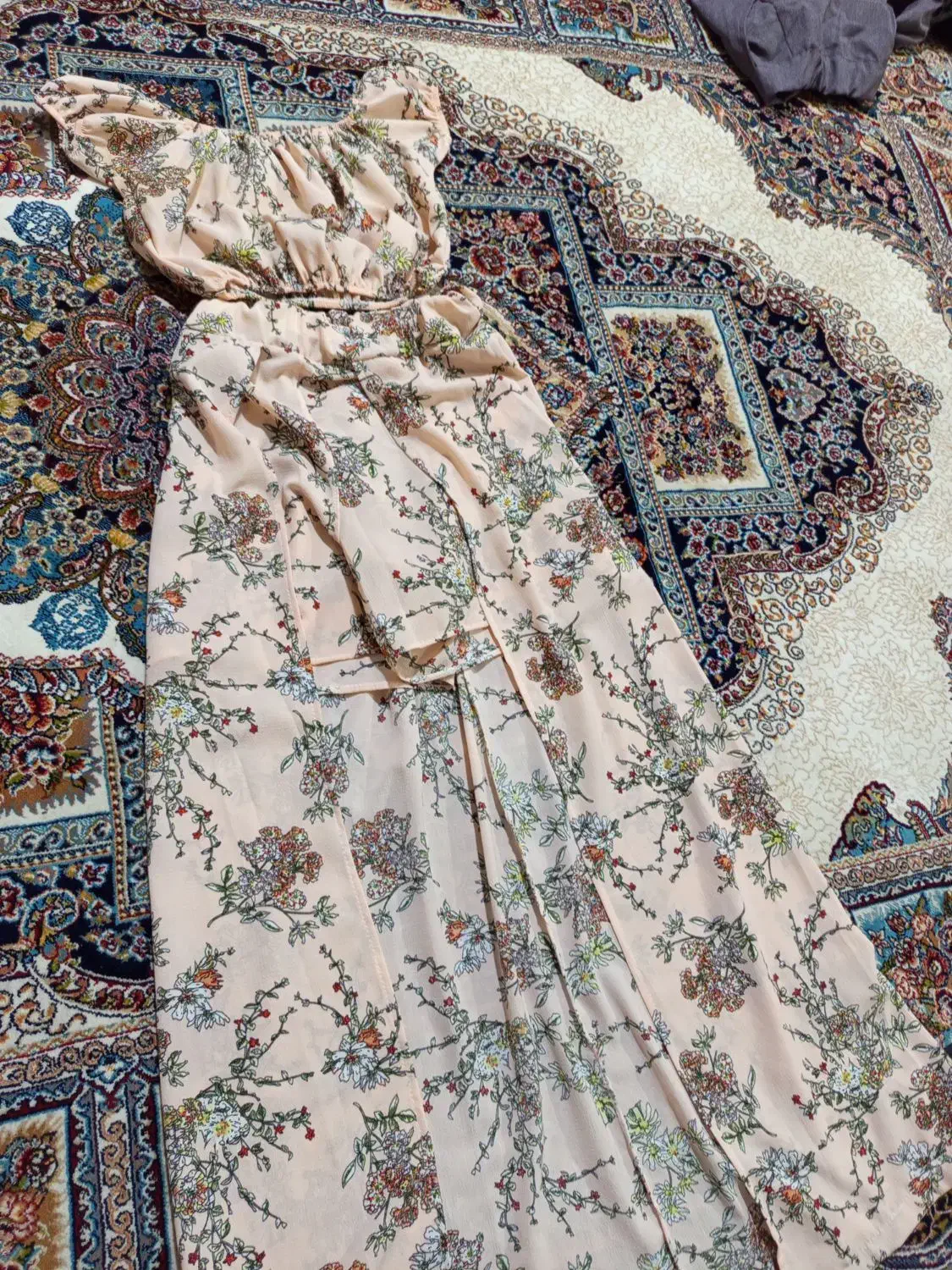 درحد نو|لباس|ماهدشت, |دیوار