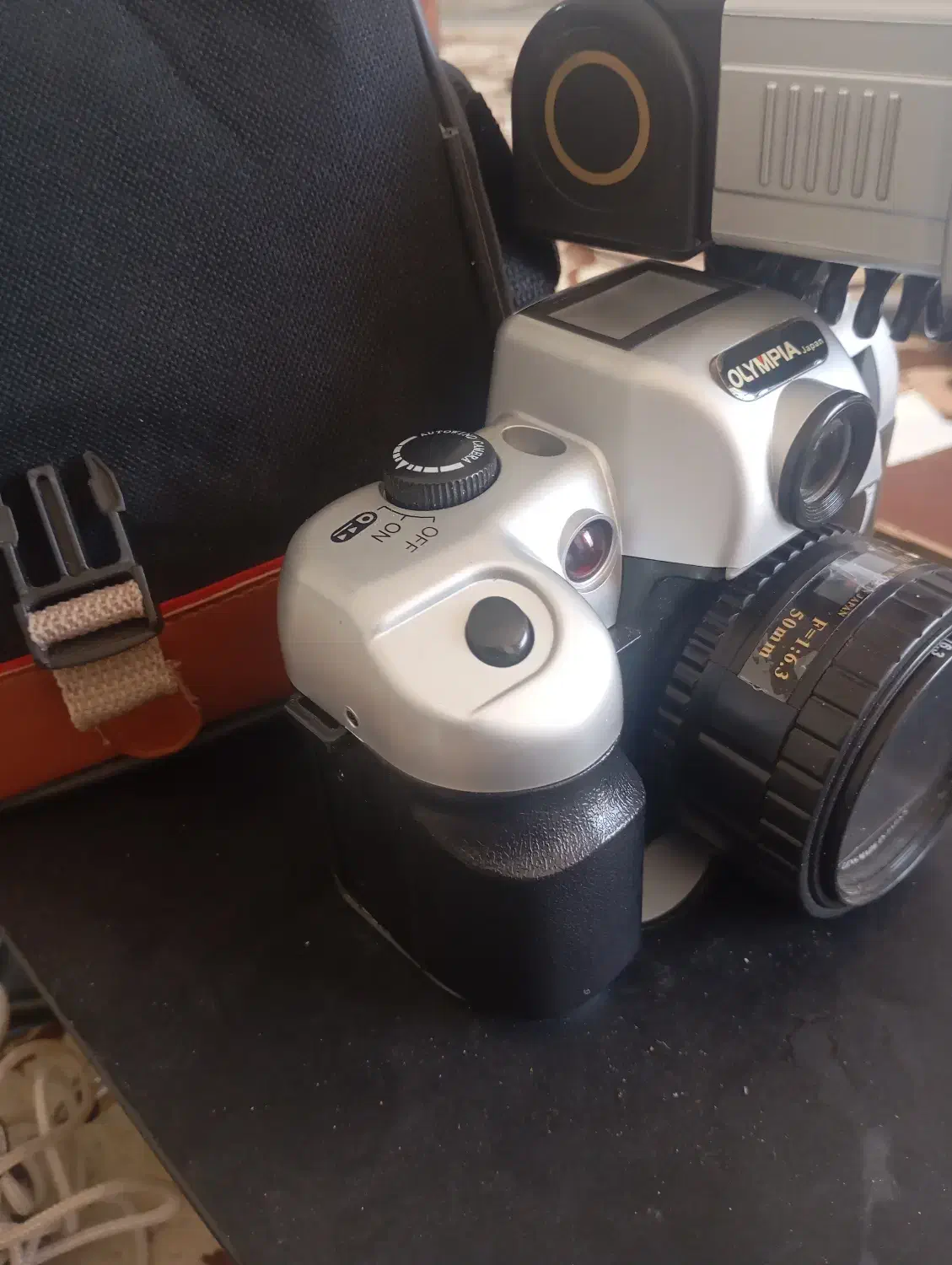 دوربین عکاسی قدیمی سالم در حد نو ساخت ژاپن.|دوربین عکاسی و فیلم‌برداری|داراب, |دیوار