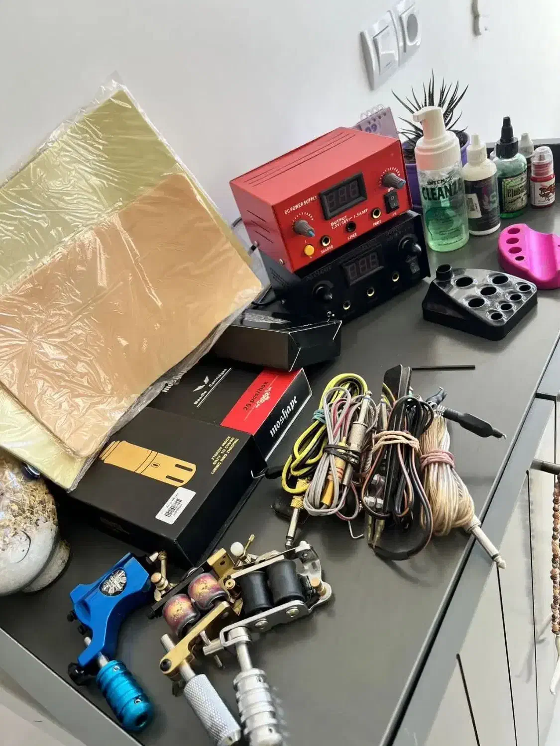 دستگاه و تجهیزات کامل تتو بدن|آرایشی، بهداشتی، درمانی|فولادشهر, باغشاد|دیوار