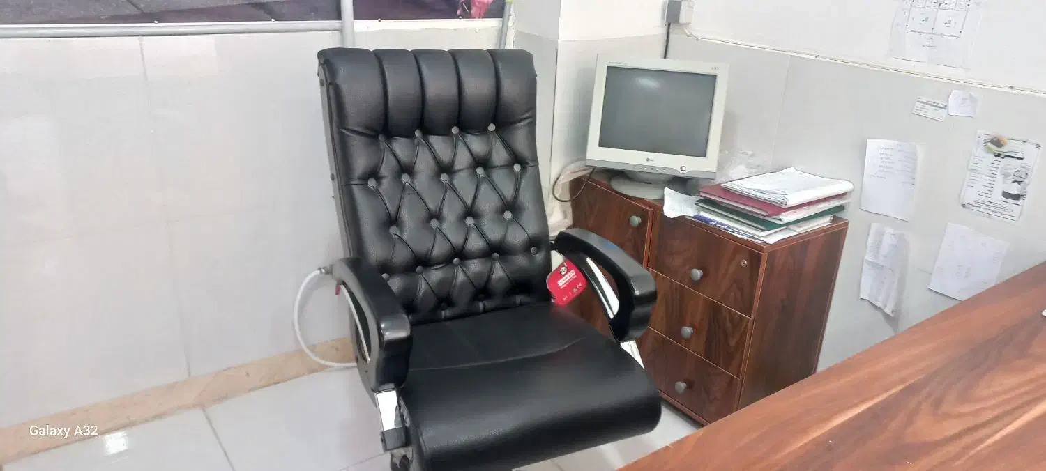 میز مدیریت و صندلی|دفتر کار|اردبیل, |دیوار