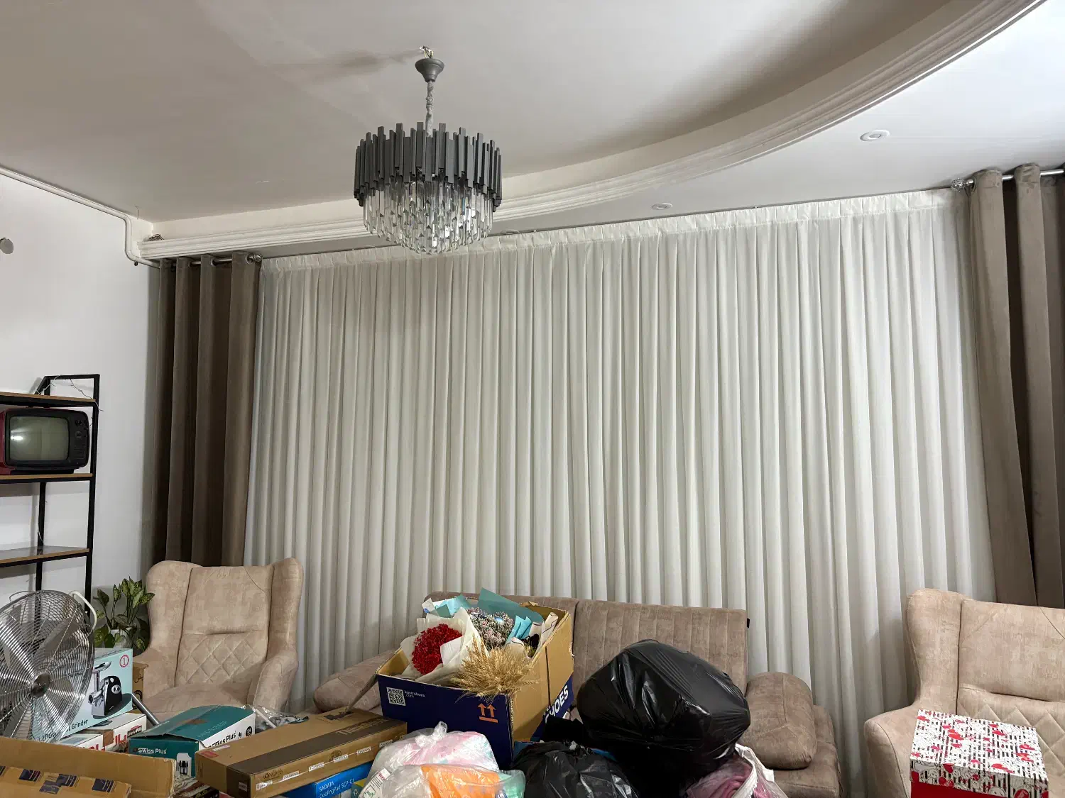 اوستر|لوستر و چراغ آویز|قم, بنیاد|دیوار