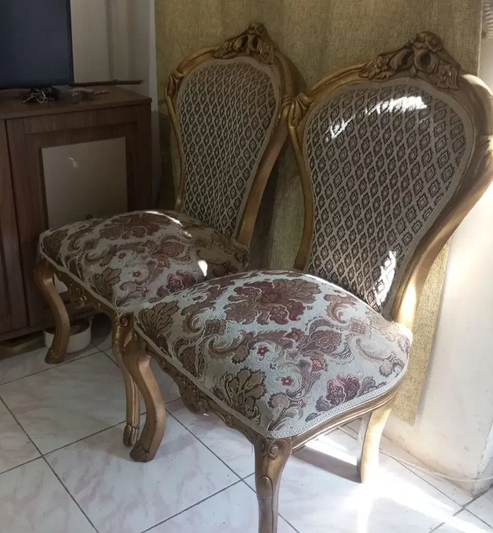 صندلی چوب گردو نو بدون زدگی و خرابی|مبلمان خانگی و میز عسلی|رودسر, |دیوار