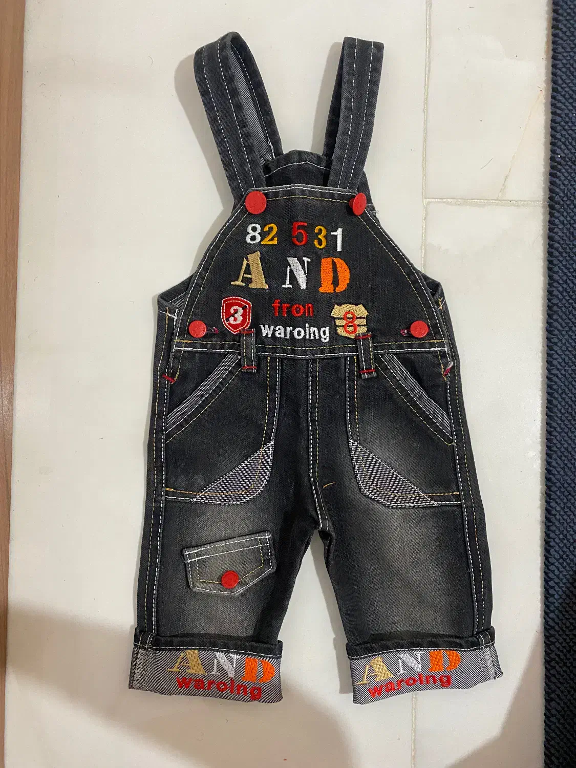 بیلر لی بچه گانه|کفش و لباس بچه|دامغان, |دیوار