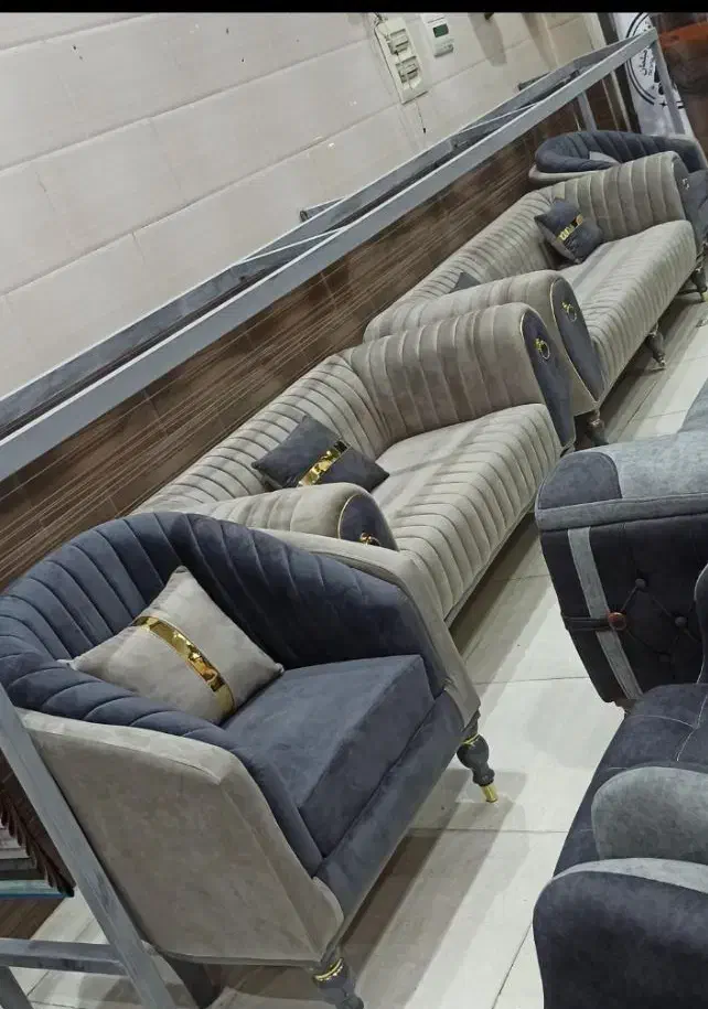 ۵۶۷۰۸مهرگان حراج نابروان تا یک هفته مهرگان ۵۶۷۰۸|مبلمان خانگی و میز عسلی|صدرا-فارس, فاز ۱|دیوار