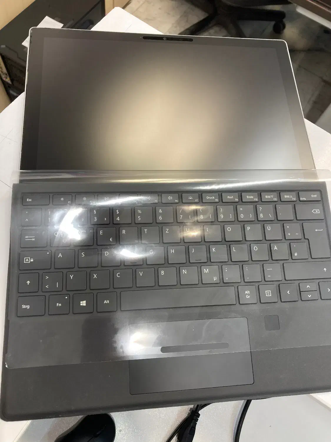 Surface pro7|رایانه همراه|اصفهان, باغ نگاره|دیوار