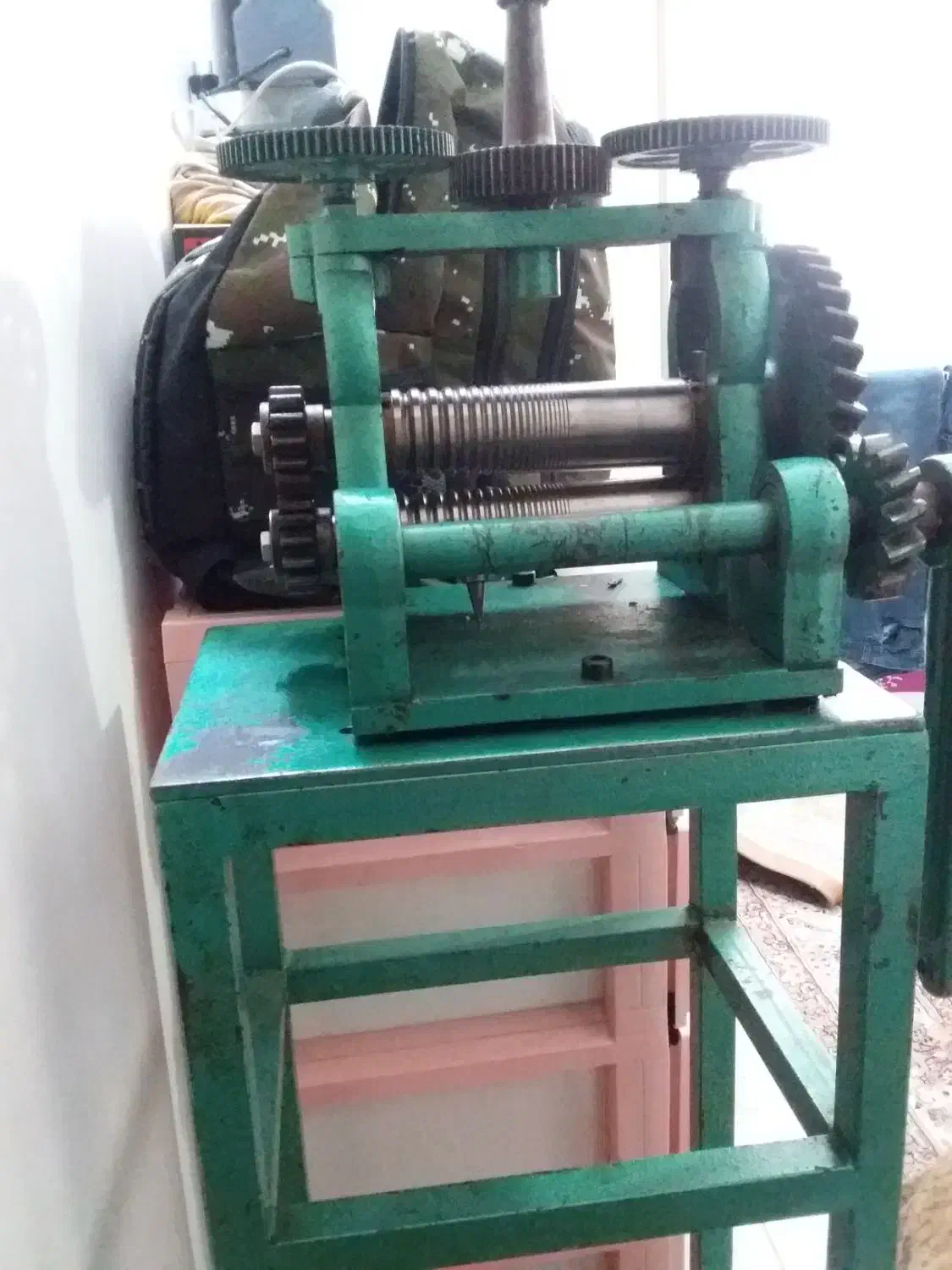 دستگاه نورد دستی طلاسازی ونقره توپی بزرگ سالم|جواهرات|رودسر, |دیوار