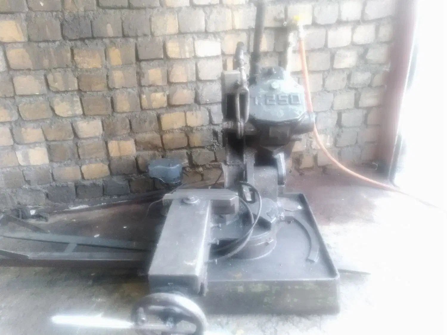 آره صابونی|ابزارآلات|بروجرد, |دیوار