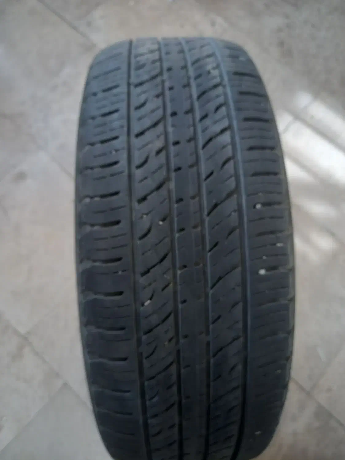 لاستیک ۱۷ کومهو|قطعات یدکی و لوازم جانبی|اندیشه, اندیشه فاز ۴|دیوار