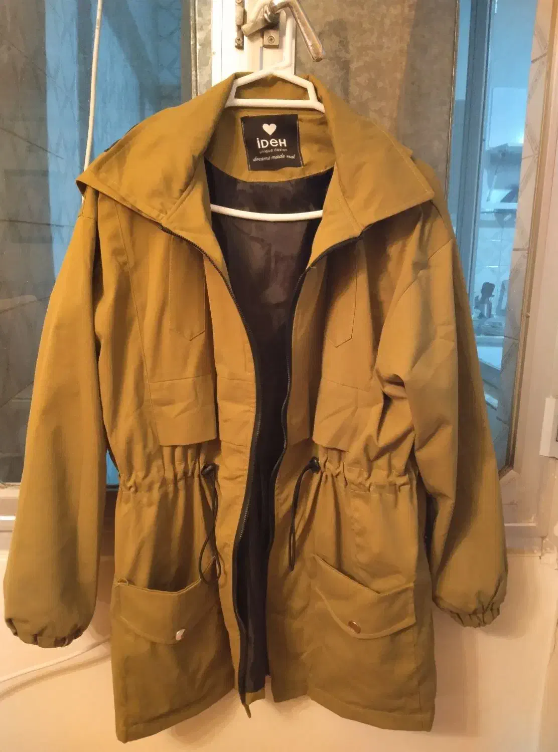 رگال مزونی|کتابخانه، شلف، قفسه‌های دیواری|خوی, |دیوار