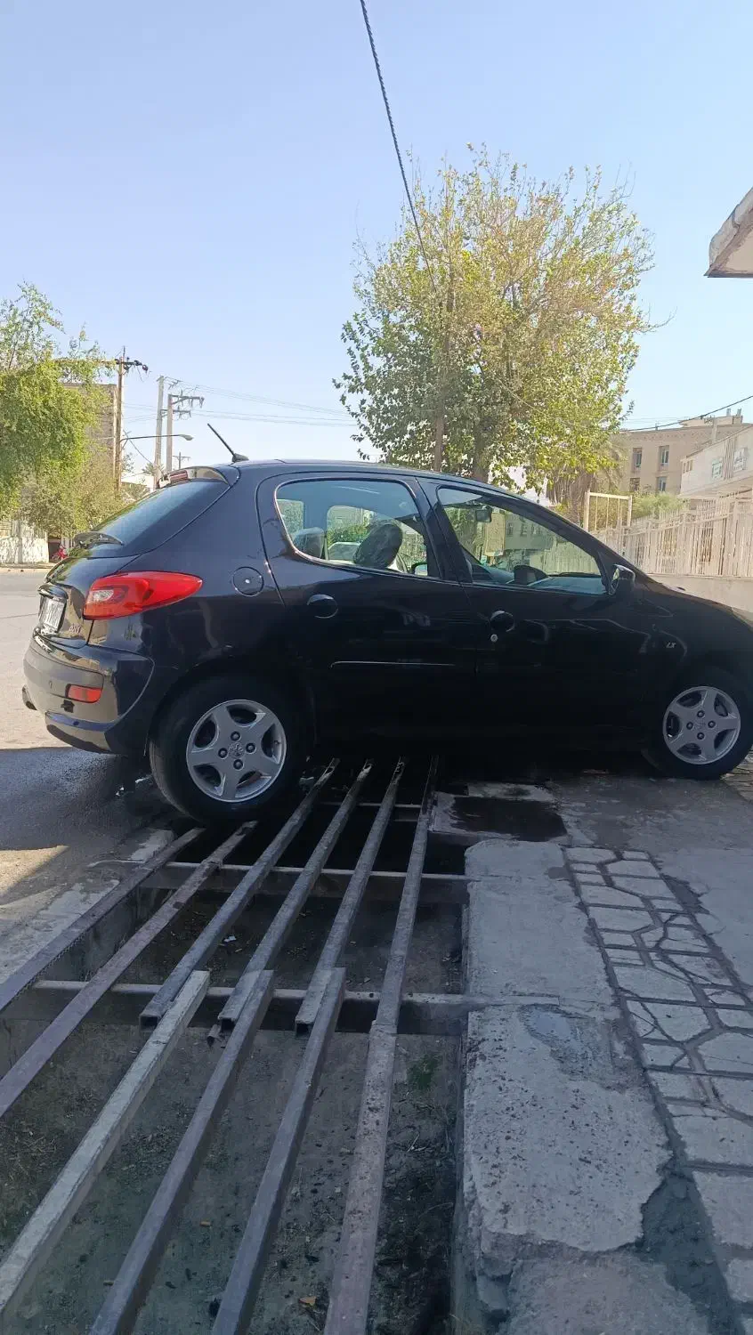 پژو 207 پاناروما|خودرو سواری و وانت|جهرم, |دیوار