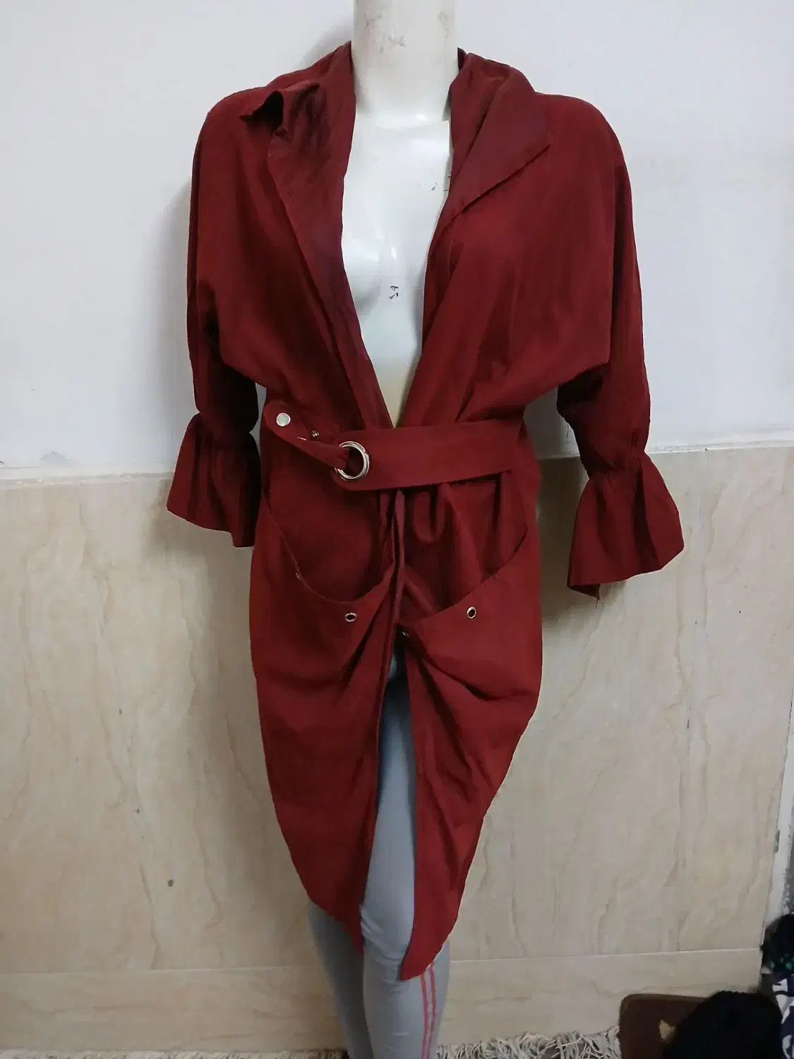 لباس|لباس|تربت جام, حافظ|دیوار