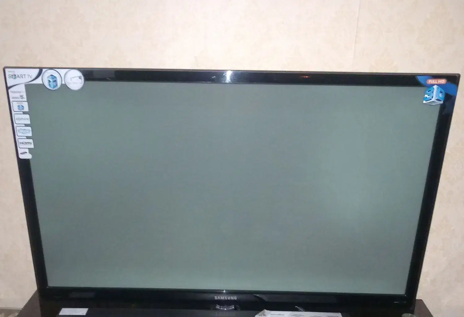 تلویزیون ۵۱ اینچ سامسونگ|تلویزیون و پروژکتور|پرند, فاز ۵|دیوار