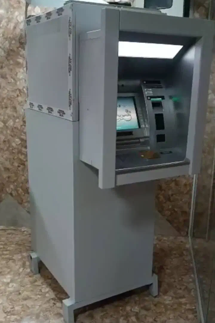 خودپرداز / عابربانک / باجه بانکی / ATM / کشلس|فروشگاه و مغازه|اهواز, کوی فرهنگیان ۱|دیوار