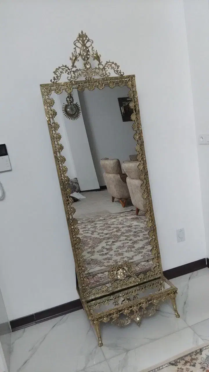 آینه قدی برنز|آینه|بومهن, |دیوار