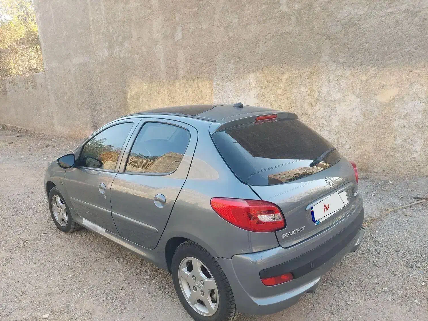 ۲۰۷ پانا خانگی درحد صفر|خودرو سواری و وانت|اصفهان, سپاهان‌شهر|دیوار