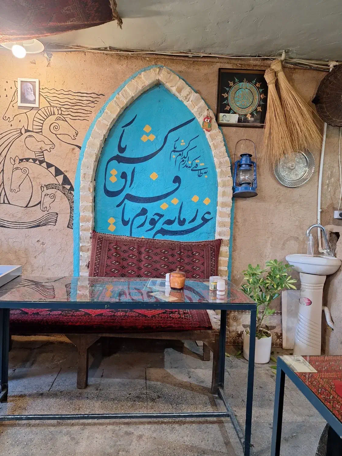 همکاری برای کار در چایخانه|استخدام خدمات فروشگاه و رستوران|تربت‌حیدریه, ۴۵ متری|دیوار