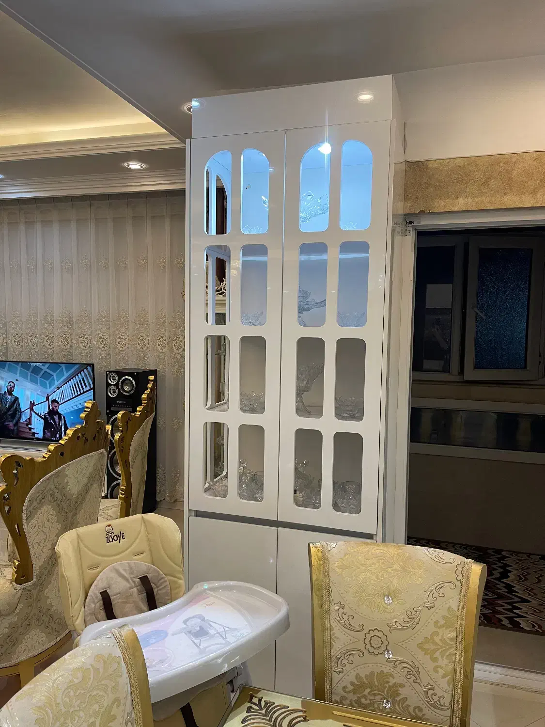 کابینت در حد نو|بوفه، ویترین، کنسول|اسلامشهر, شهرک سعیدیه|دیوار