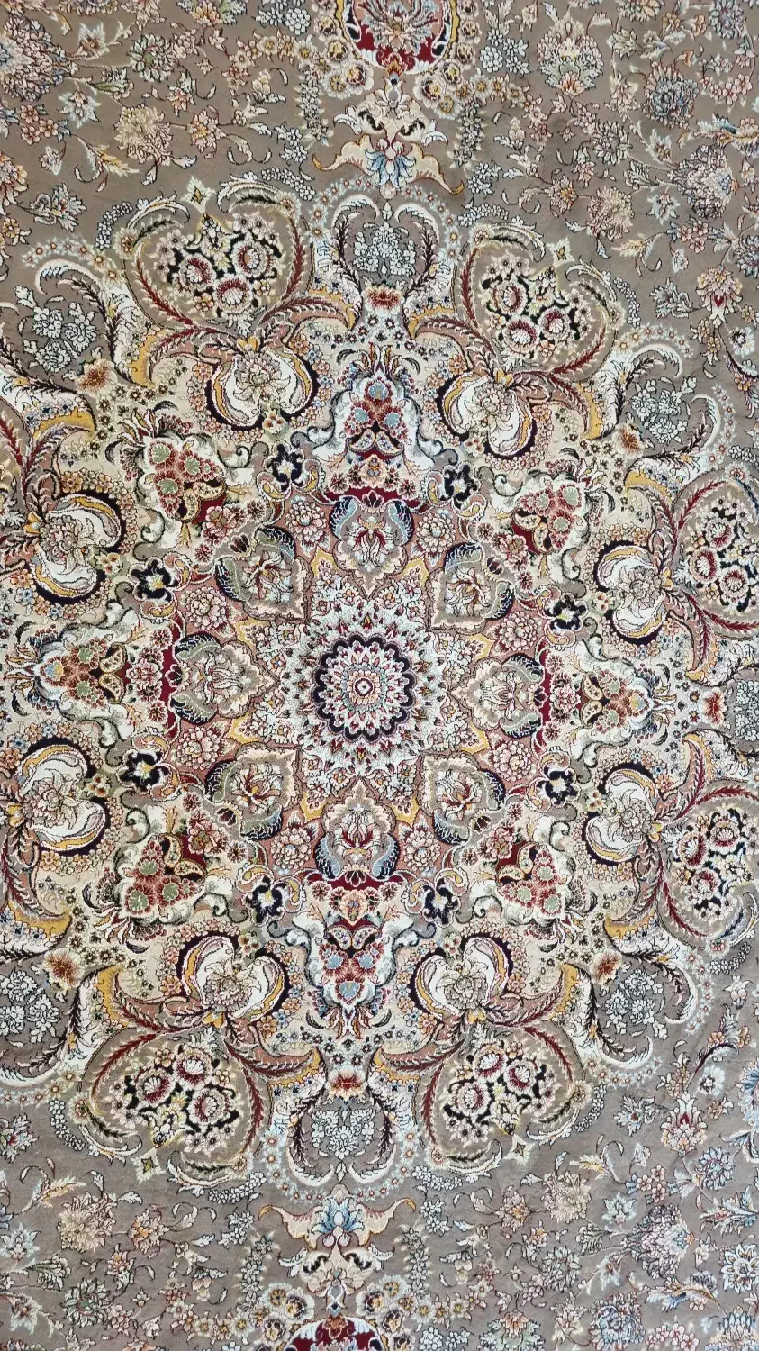 فرش ۷۰۰ شانه اسپادانا|فرش|تهران, فاطمی|دیوار