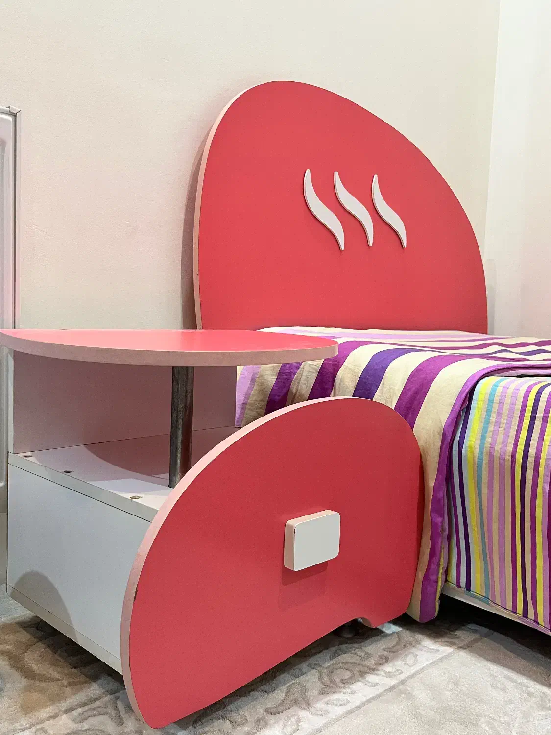 تخت و کمد کودک و نوجوان|تخت و سرویس خواب|ساری, |دیوار