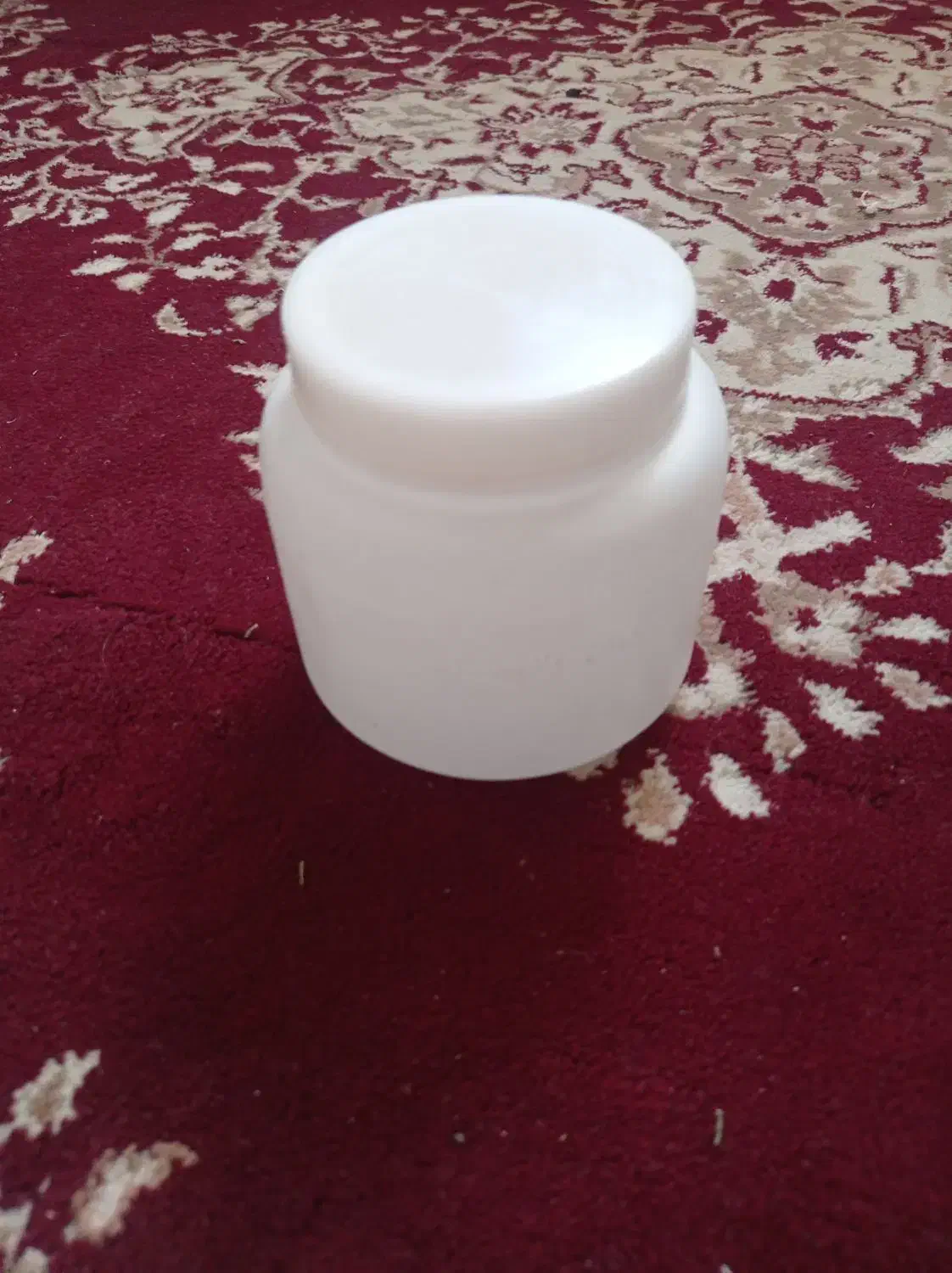 دبه ماست و رب ترشی|ظروف نگهدارنده، پلاستیکی، یکبارمصرف|پیر بکران, |دیوار