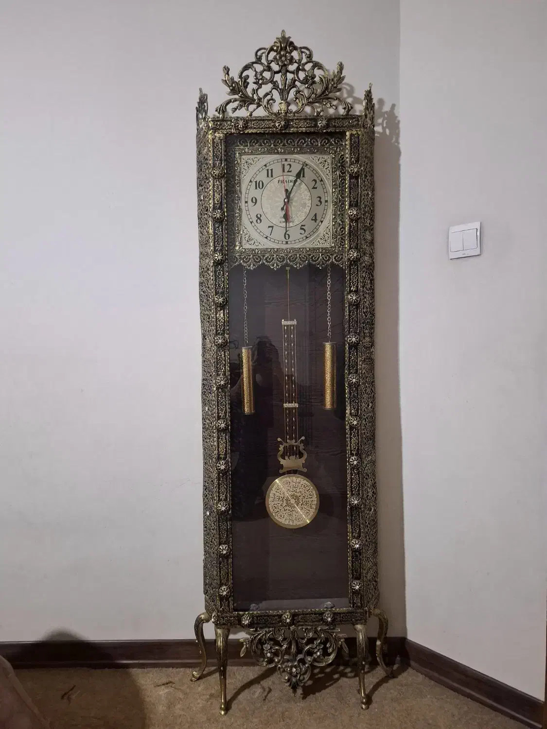 ساعت ایستاده برنز|ساعت دیواری و تزئینی|اصفهان, فرح آباد|دیوار