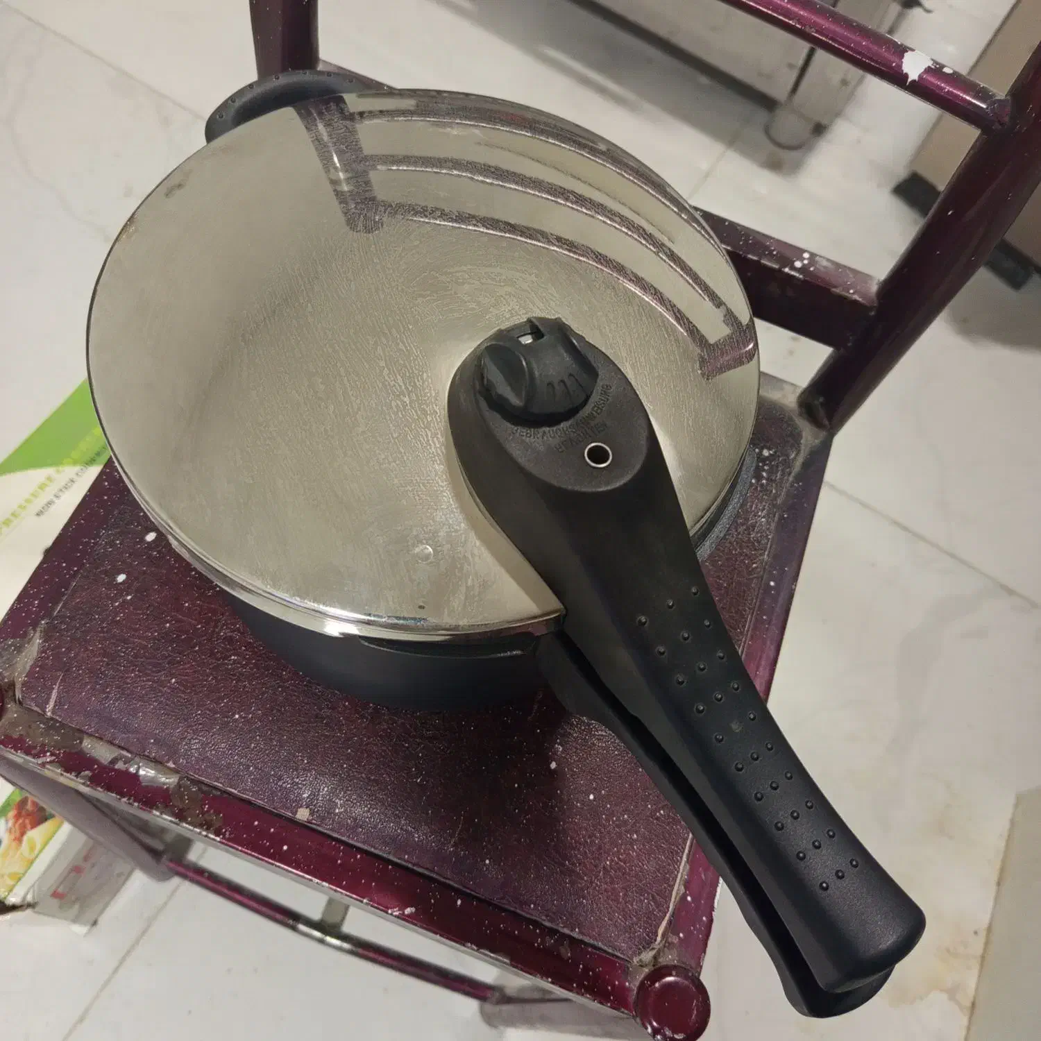 زودپز چدن اصل دسی نی مارک ایتالیا۵لیتری|ظروف پختوپز|نجفآباد, هفده شهریور|دیوار