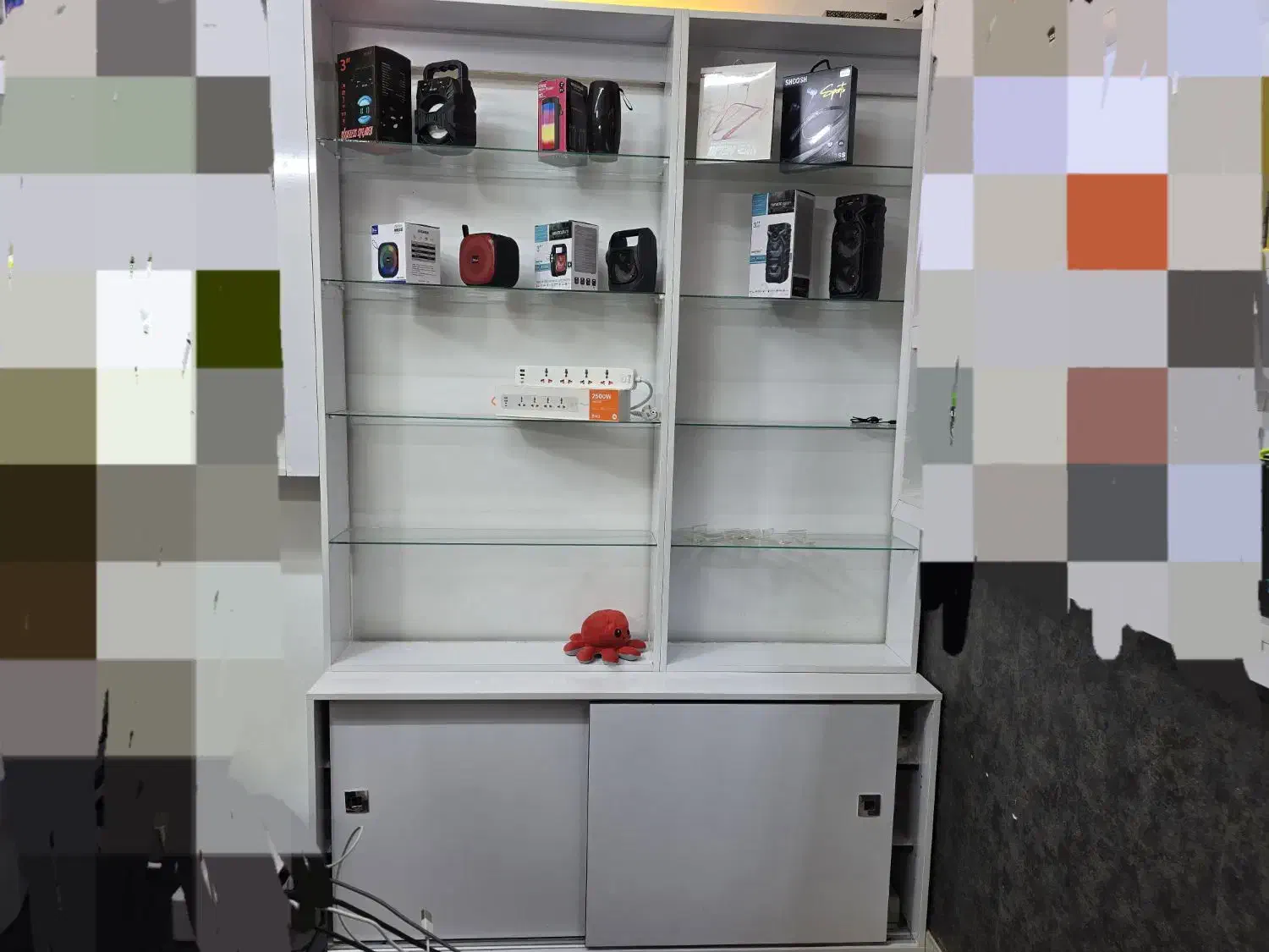 ویترین جلو دارای طبقات شیشه ای|بوفه، ویترین، کنسول|گنبد کاووس, |دیوار