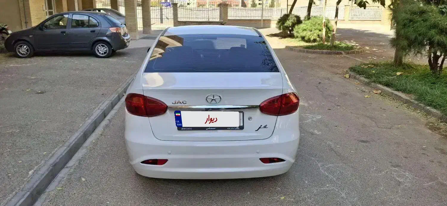 جک j4 مدل ۱۴۰۳|خودرو سواری و وانت|قم, پردیسان|دیوار