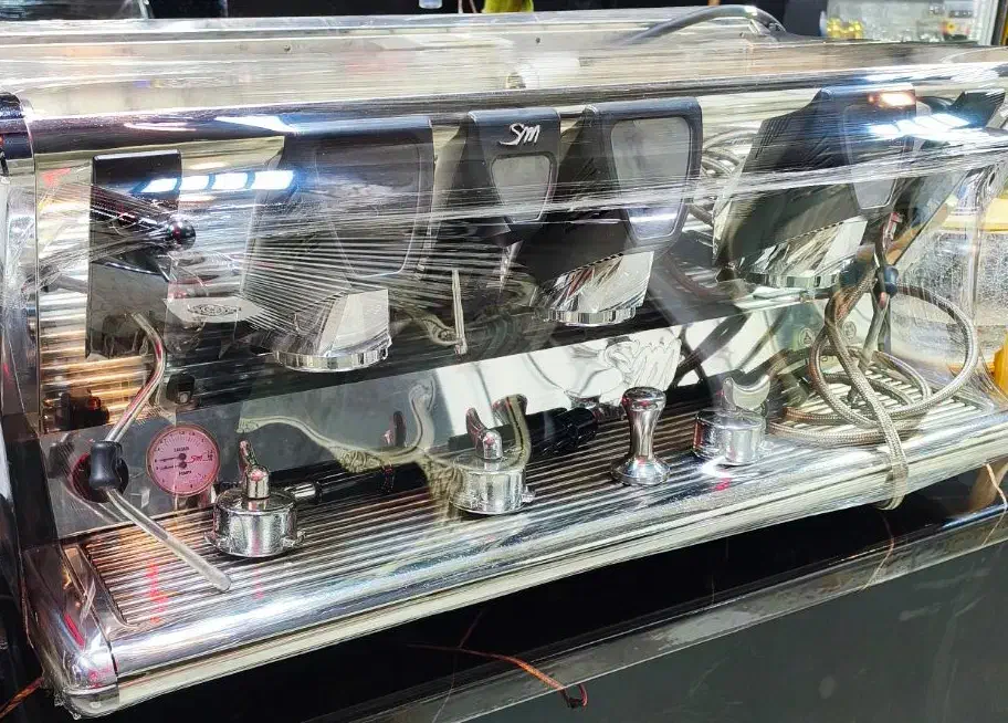 دستگاه های اسپرسو صنعتی با شرایط ویژه|کافی‌شاپ و رستوران|مشهد, انقلاب|دیوار