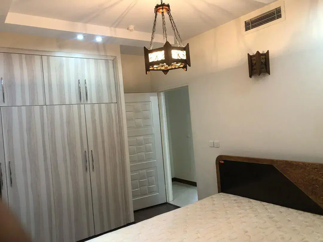 ۷۶متر۲خوابه جلال ارمکان سالن پرده خور