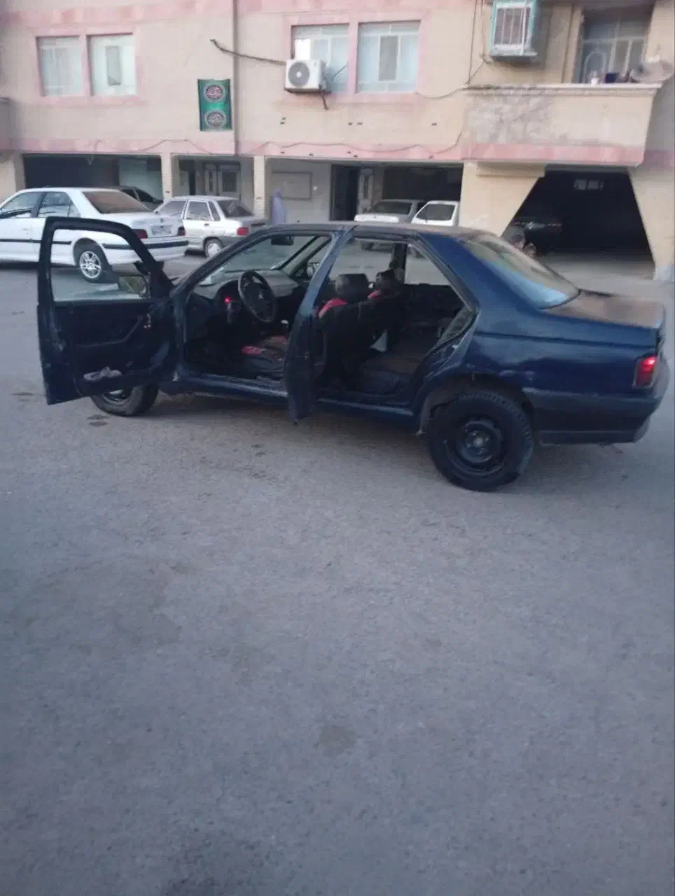 پژو۲۰۰۰|خودرو سواری و وانت|زاهدان, |دیوار