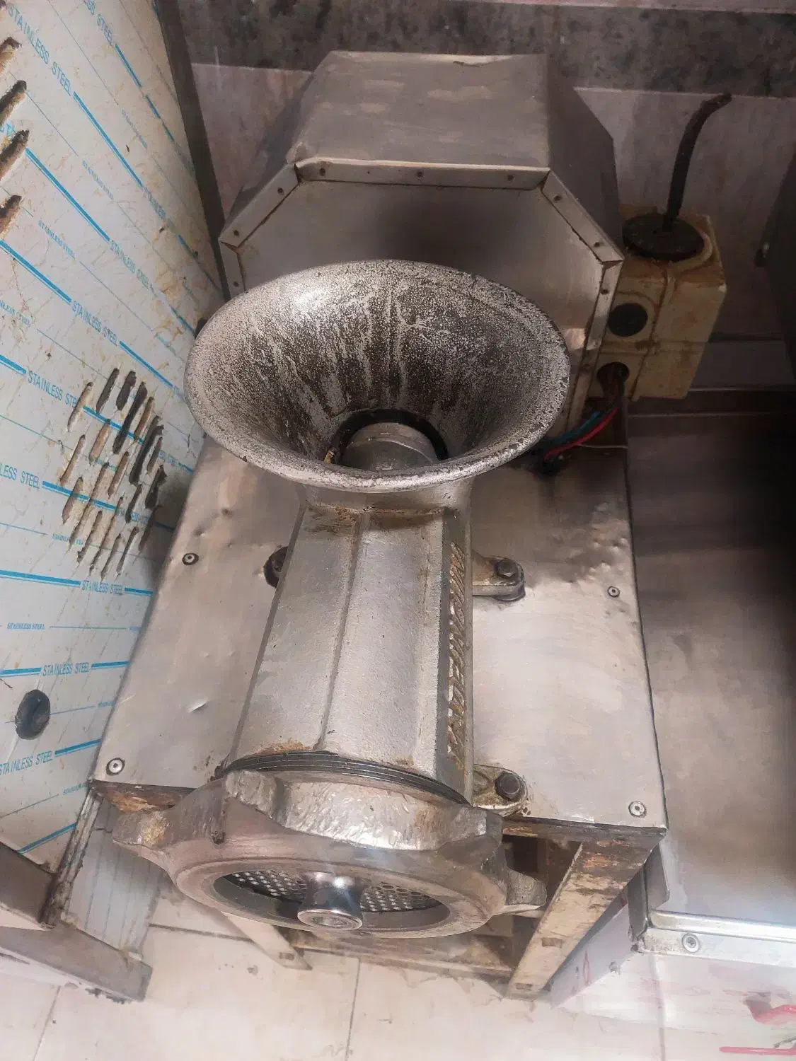 چرخ گوشت صنعتی، فر پیتزا|کافیشاپ و رستوران|کوهدشت, |دیوار