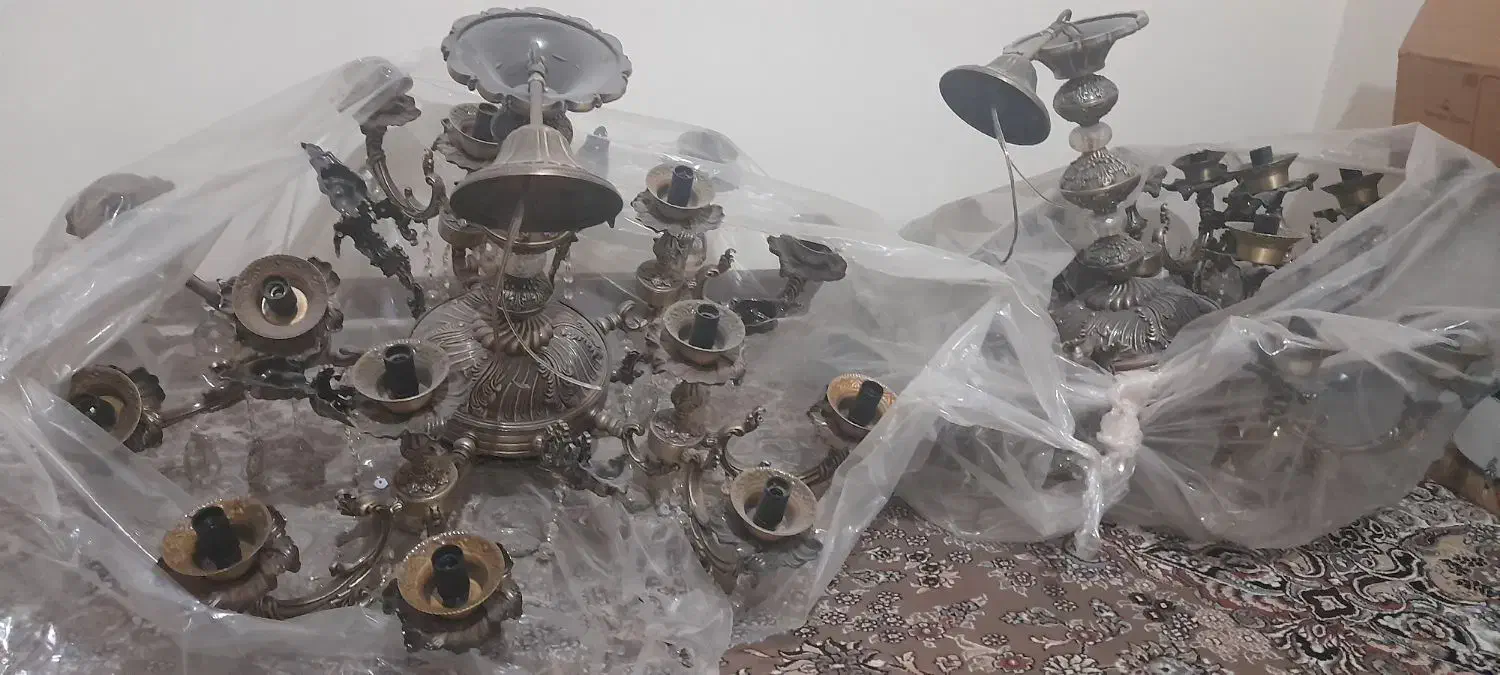 یک جفت لوستر|لوستر و چراغ آویز|اصفهان, باتون|دیوار