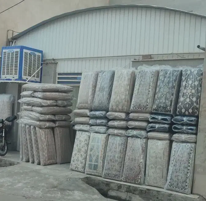 طرح شاهگل|پشتی|قم, چهل درخت‎|دیوار