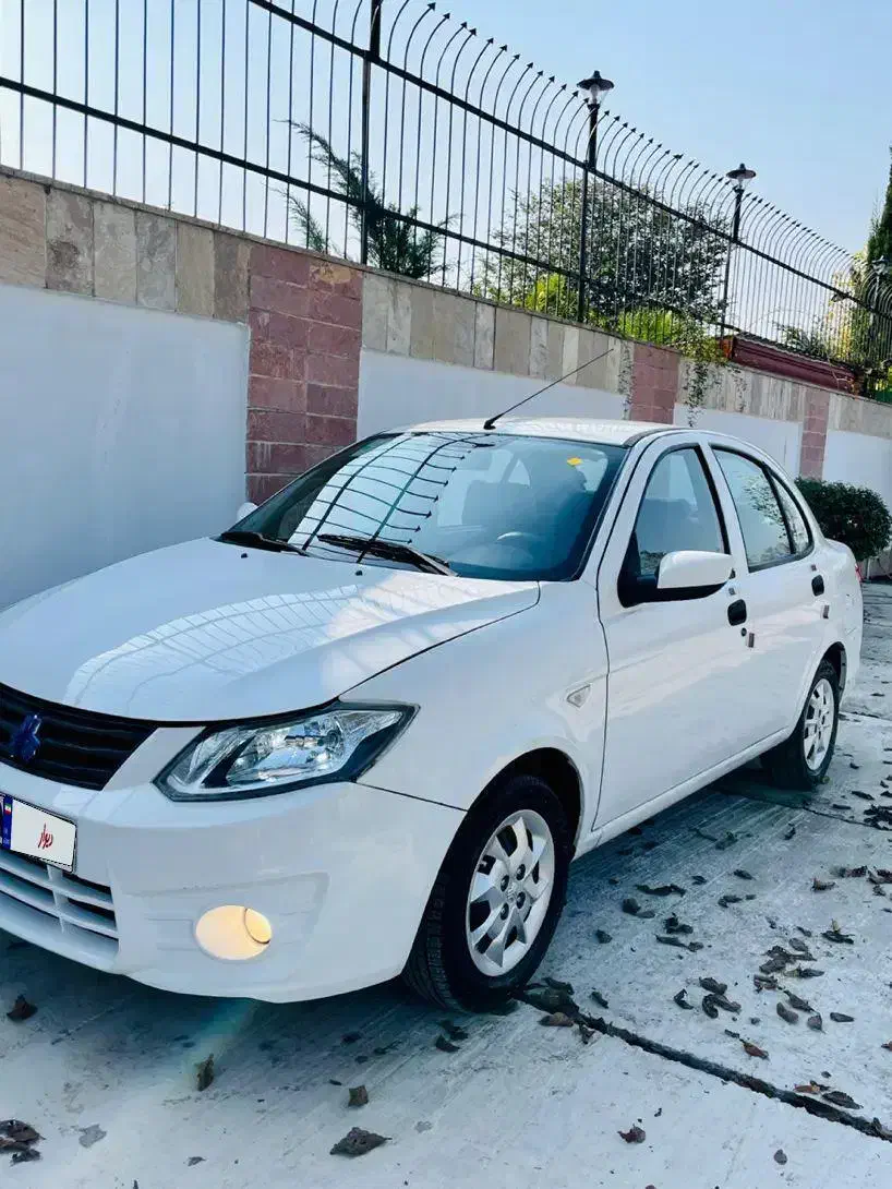 ساینا مدل۹۸ سالم کم‌کارکرد|خودرو سواری و وانت|رشت, حومه رشت|دیوار