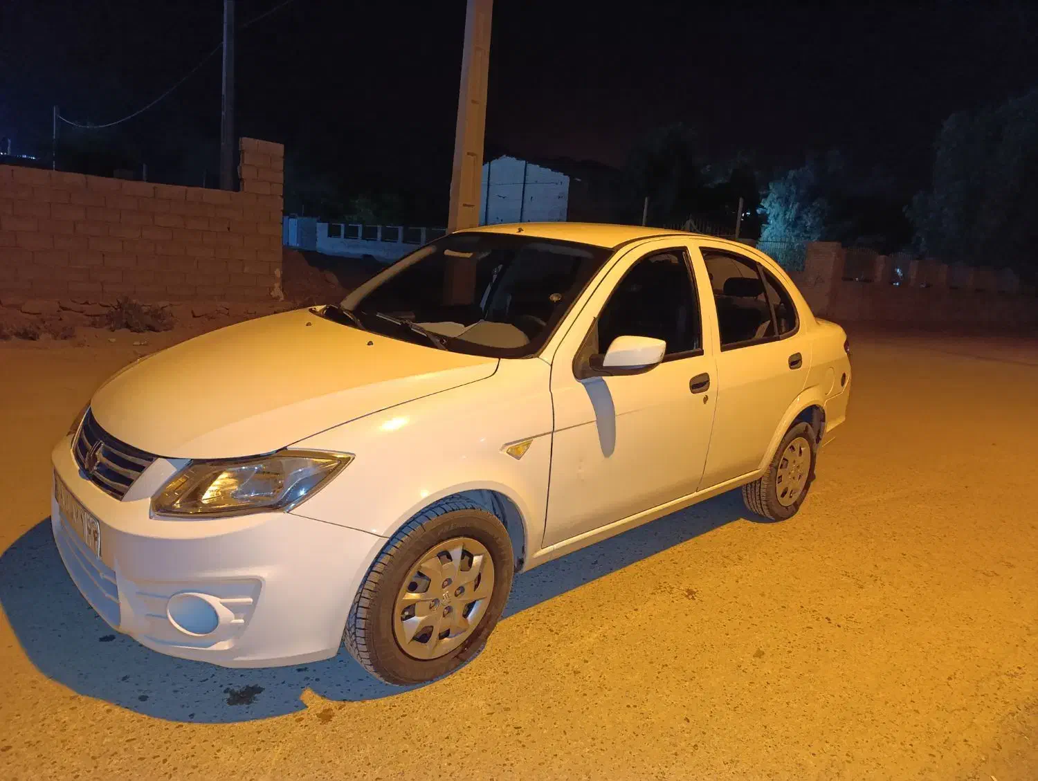 ساینا مدل ۹۸|خودرو سواری و وانت|امیدیه, |دیوار