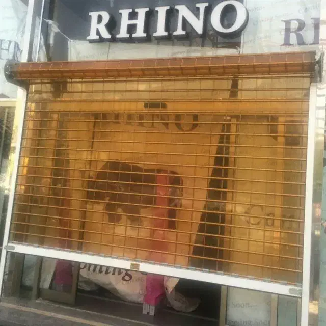 نصب و تعمیر انواع دربهای اتوماتیک و کرکره برقی|خدمات پیشه و مهارت|تهران, بازار|دیوار