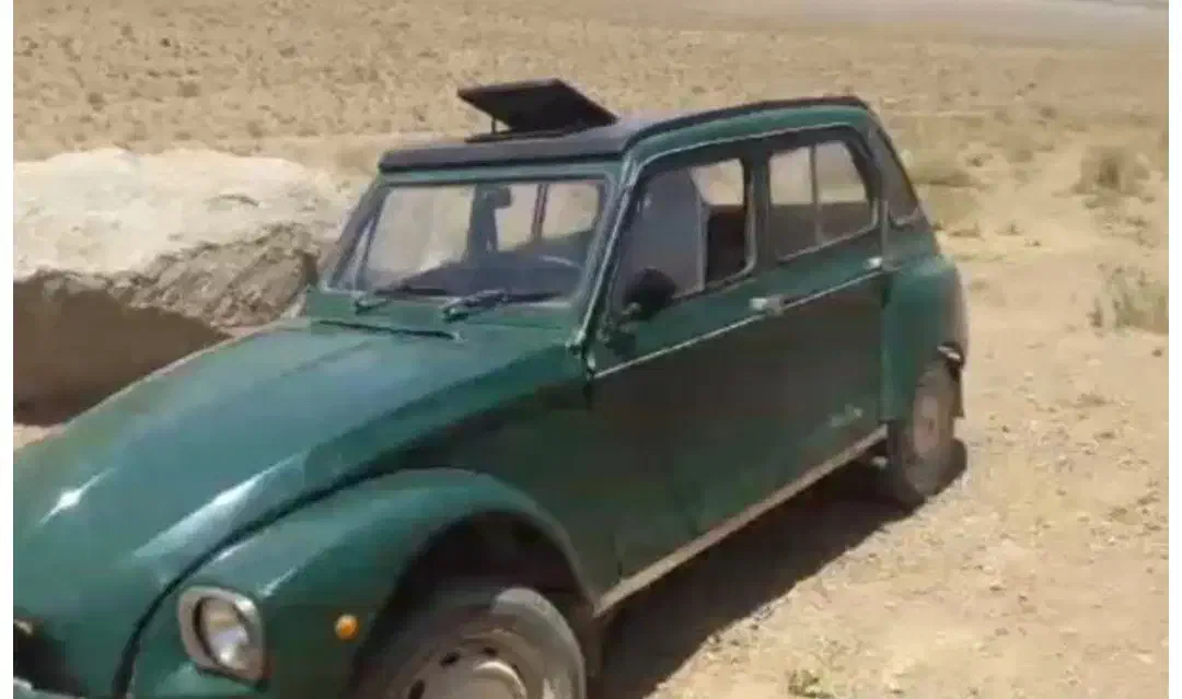 ژیان کلاسیک|خودرو کلاسیک|اصفهان, برازنده|دیوار