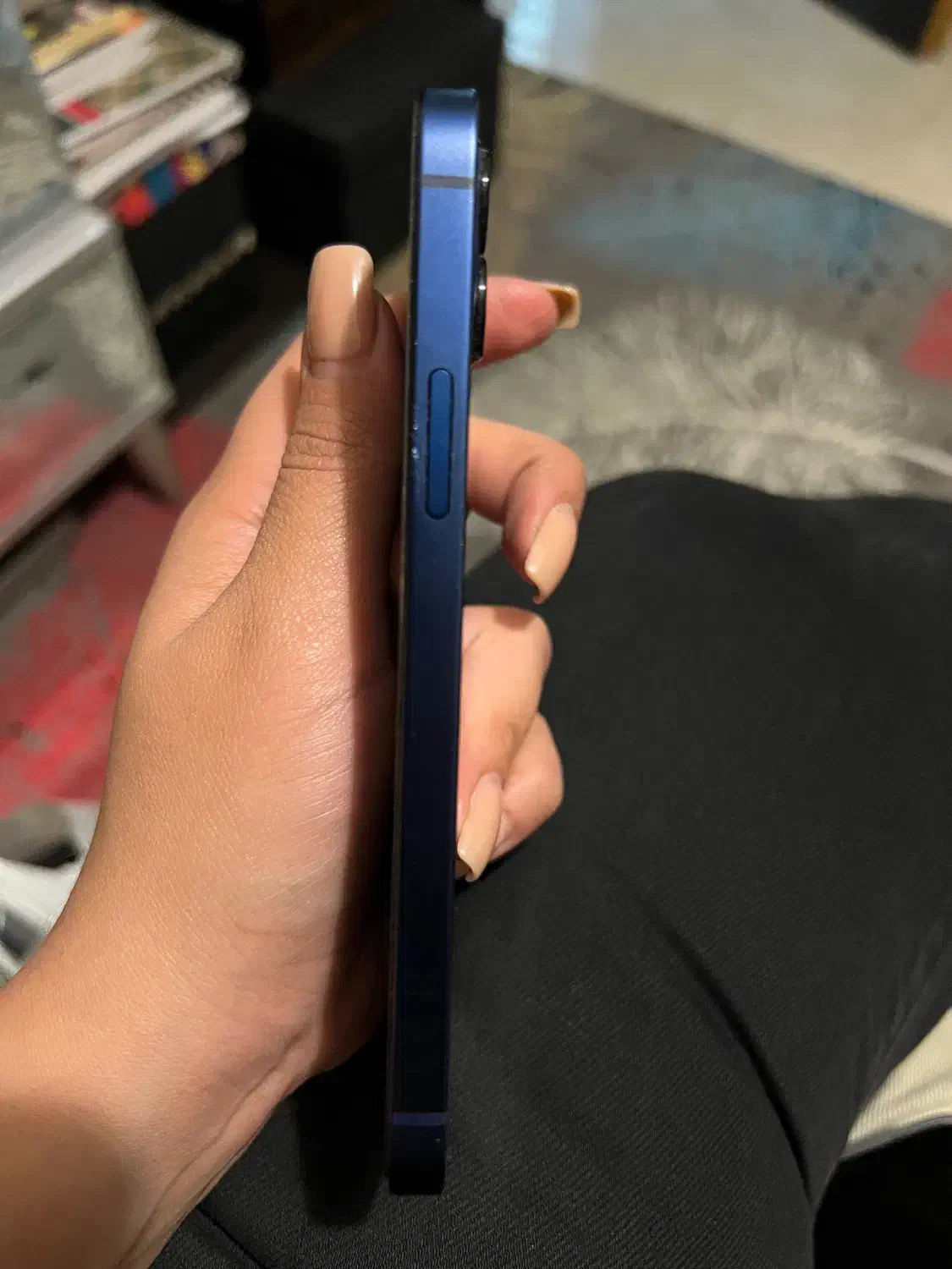 ایفون ۱۲ نرمال|موبایل|اندیشه, اندیشه فاز ۳|دیوار