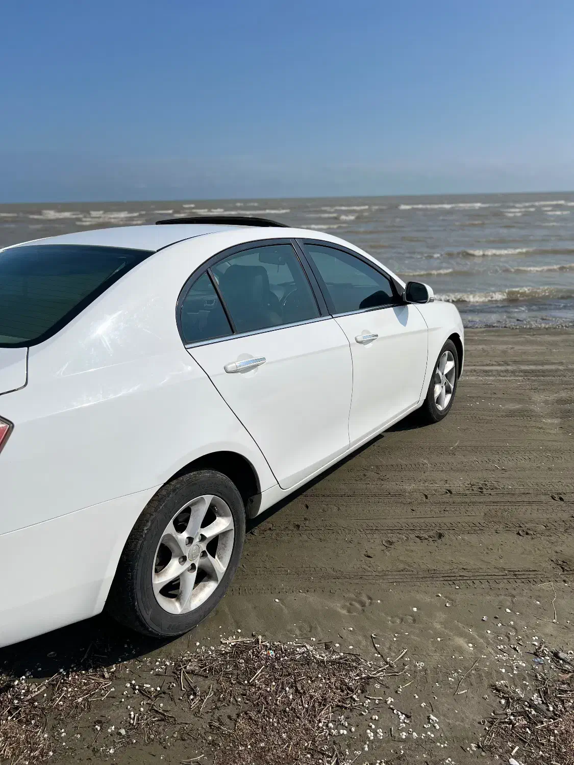 جیلی امگرند 7 اتوماتیک مدل 2014|خودرو سواری و وانت|آستارا, |دیوار