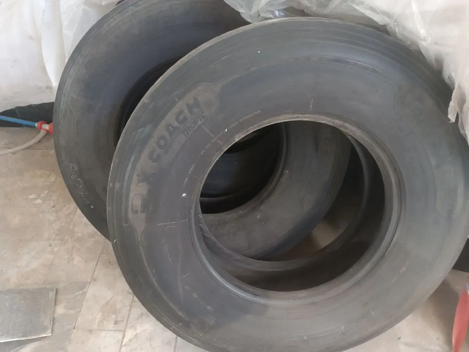 لاستیک اتوبوس تریلی 315|قطعات یدکی و لوازم جانبی|مهربان, |دیوار