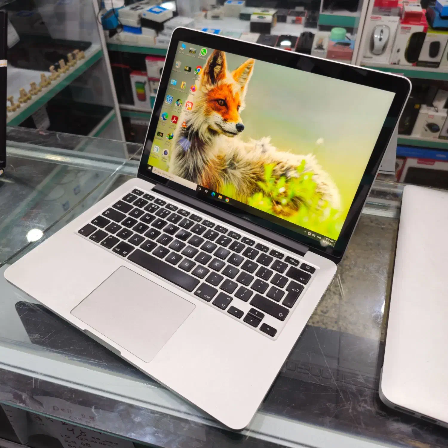 لپتاپ بسیار با کیفیت اپل صفحه 2k  و i5 ssd512|رایانه همراه|یاسوج, |دیوار