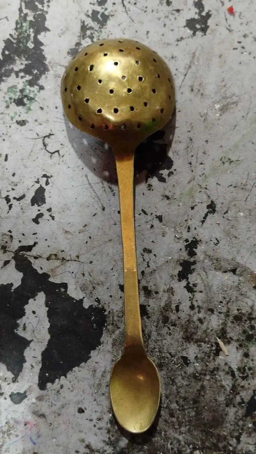 چایی صاف کن قدیمی|کلکسیون اشیاء عتیقه|نهاوند, |دیوار